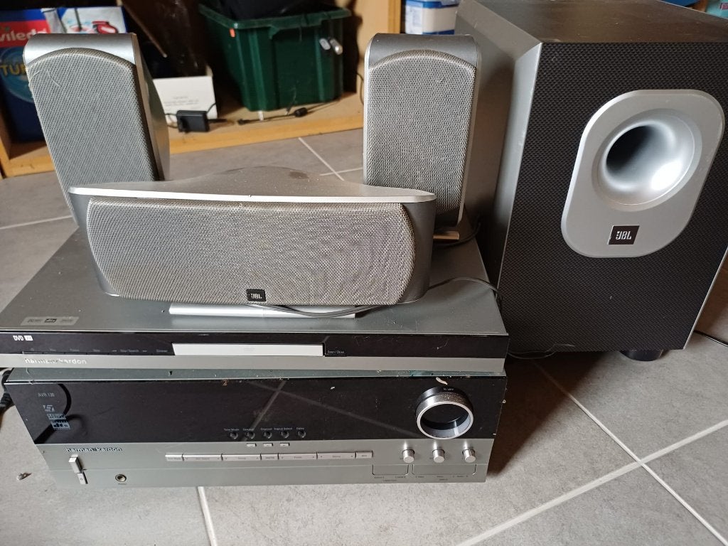 Harman Kardon AVR130 + DVD + JBL speakerset, Autres marques, Enlèvement, Utilisé, Lecteur DVD