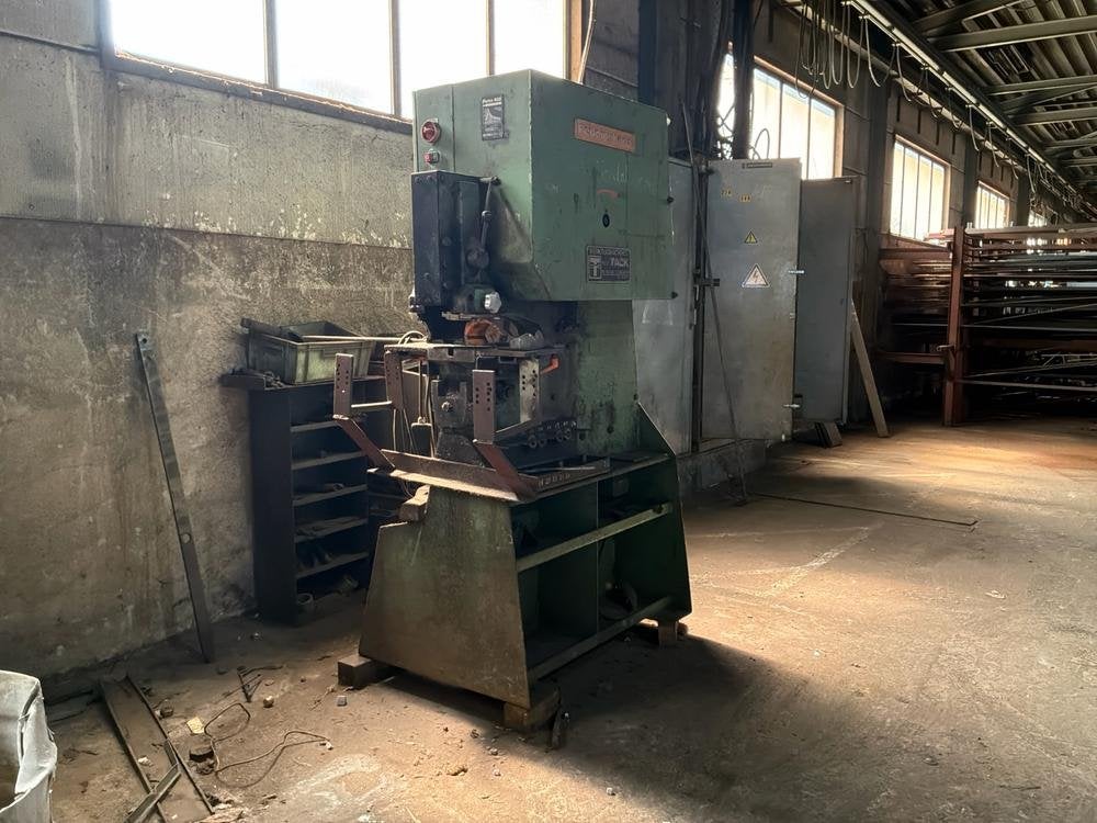 Peddinghaus Forax 450 Universele ponsmachine