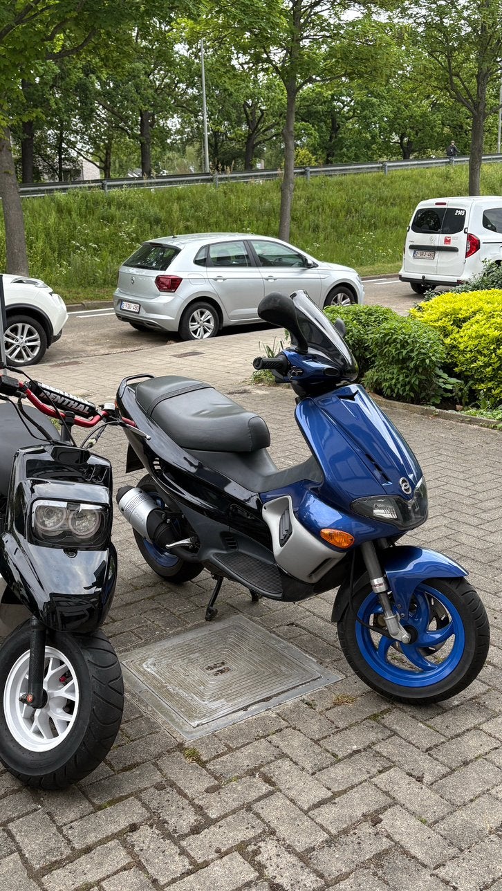 Gilera runner 70cc A klasse‼️, Fietsen en Brommers, Ophalen, Zo goed als nieuw