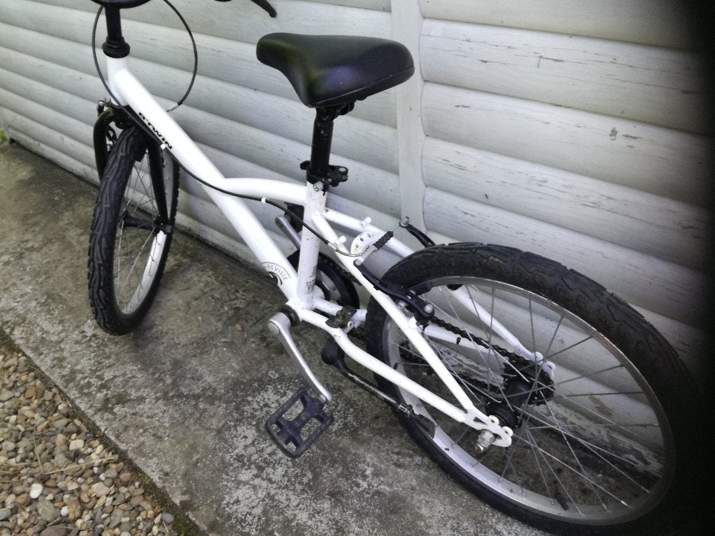 Degelijke jongensfiets B TWIN maat 20, Fietsen en Brommers, Ophalen, Velgrem, B-Twin, 20 inch