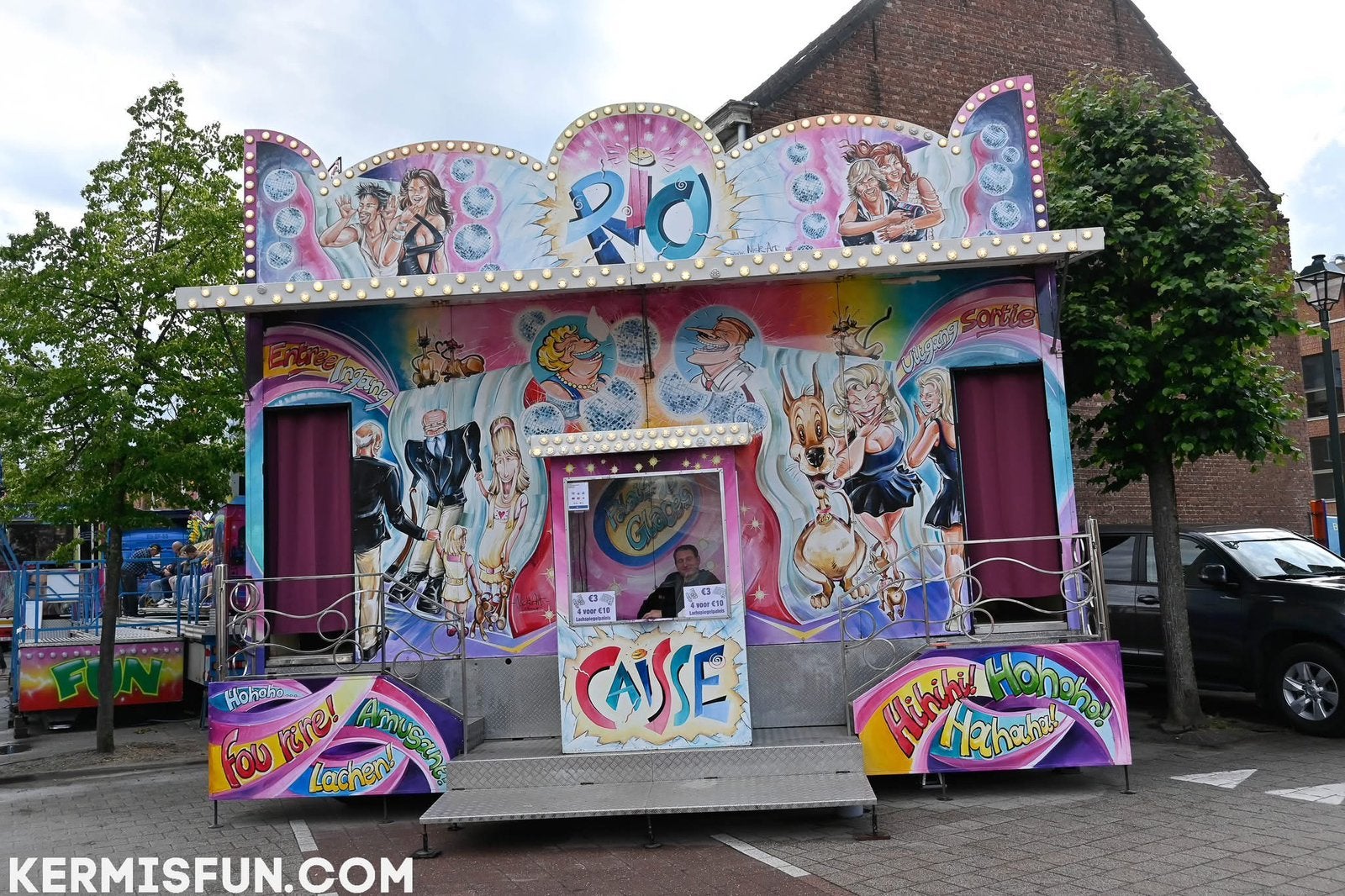 Nostalgische kermis attractie Lachspiegels fun mirrors, Tickets en Kaartjes, Recreatie | Pretparken en Attractieparken