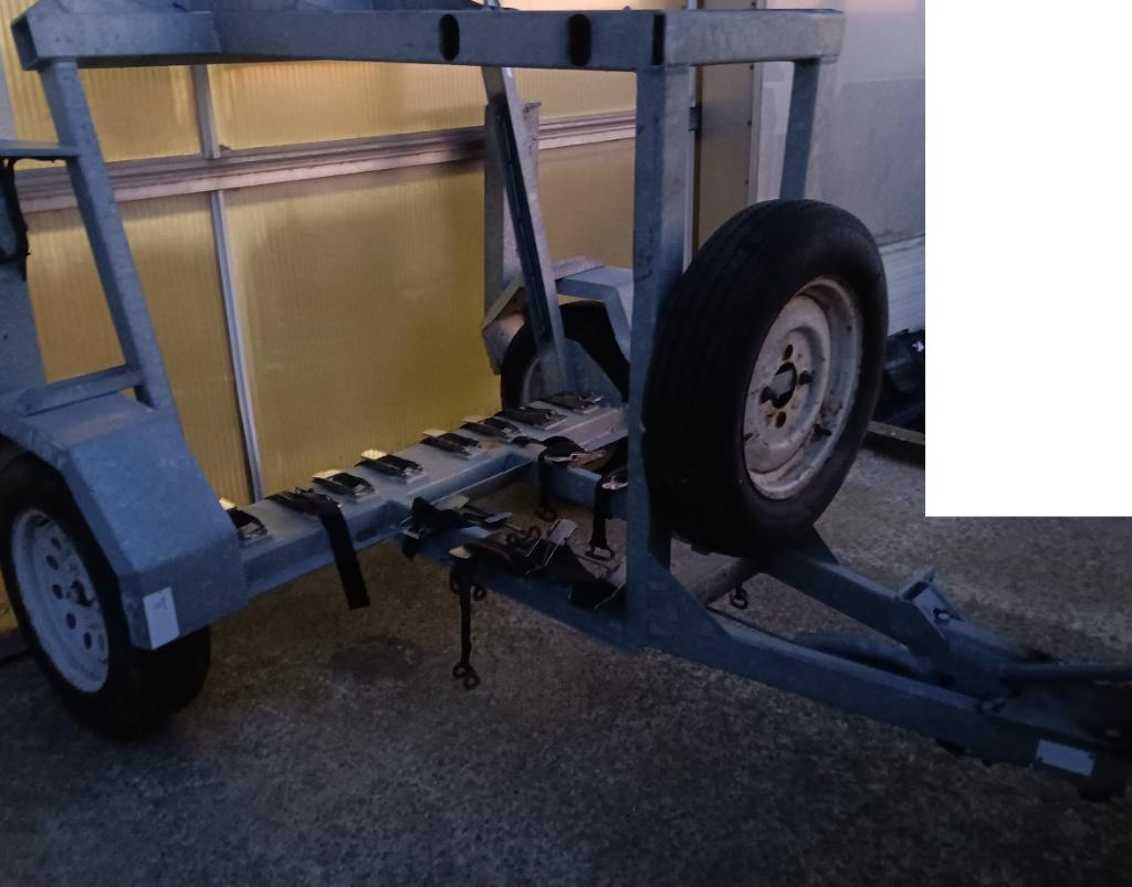 Aanhangwagen voor stroomgroep zitmaaier en dergelijke, Ophalen, Gebruikt