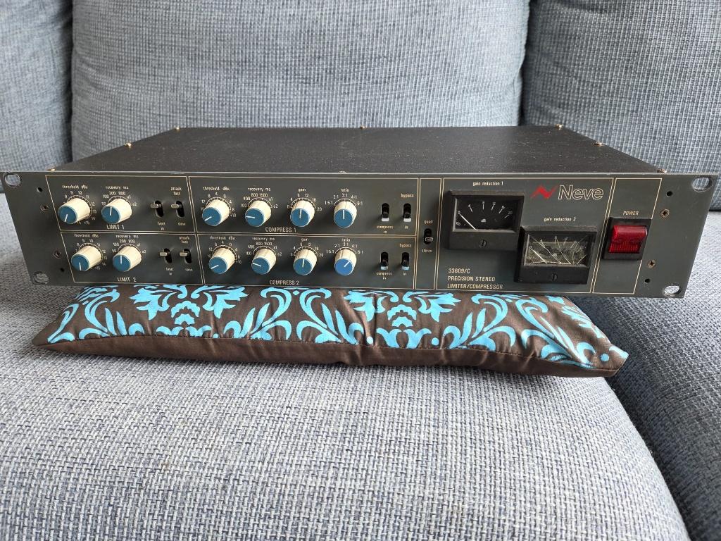 Neve 33609/C Compressor (geserviced), Muziek en Instrumenten, Effecten, Ophalen of Verzenden, Gebruikt, Compressor