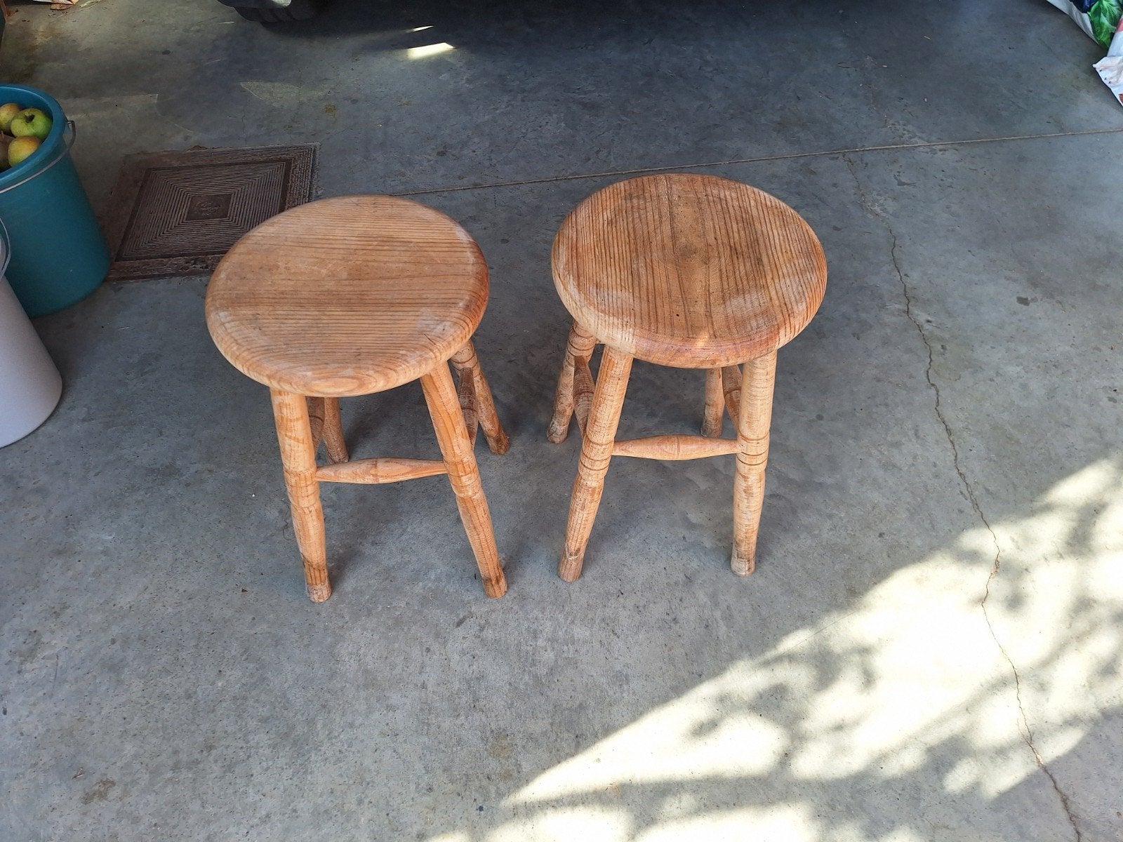 2 tabouret  en bois, Maison & Meubles, Enlèvement, Bois