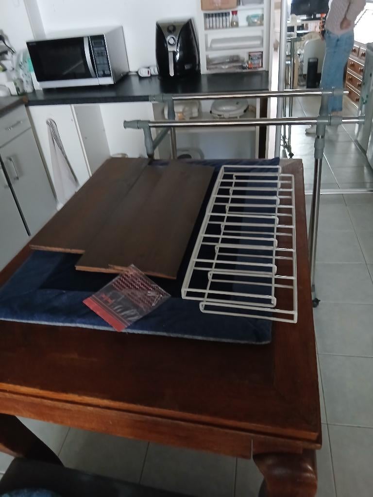 Wandrek of boekenrek; 71x69x21cm; Licht beschadigd, Huis en Inrichting, Kasten | Wandmeubels, Gebruikt, Minder dan 100 cm, Minder dan 150 cm
