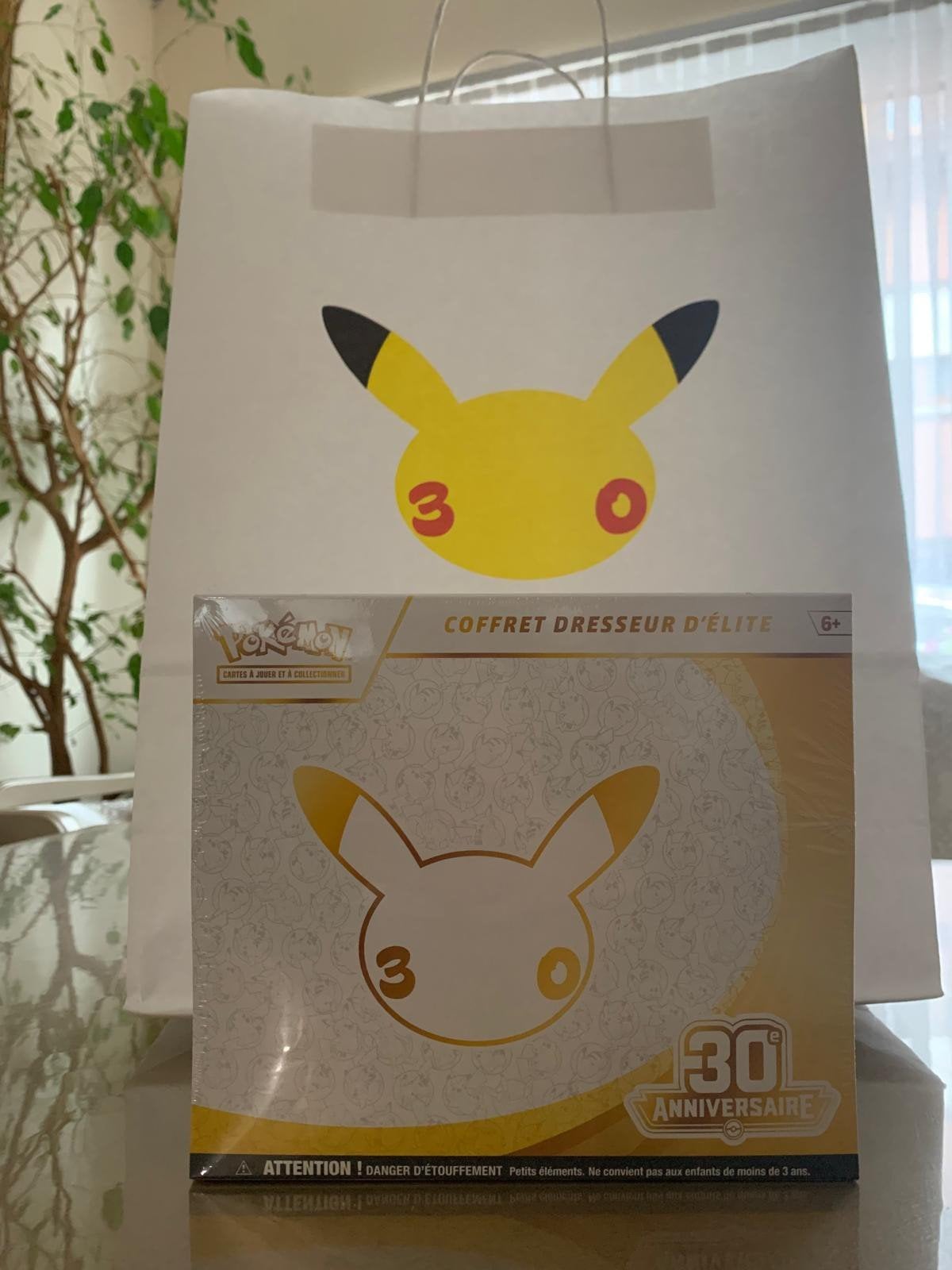 pokemon 30 ans, Hobby en Vrije tijd, Ophalen of Verzenden