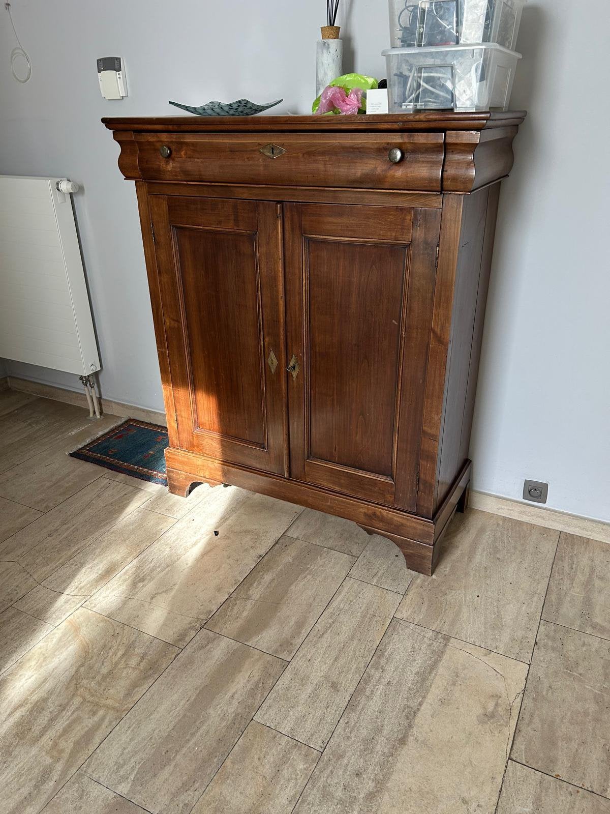 Gratuit Buffet en merisier de style Louis-Philippe, Antiquités & Art, Enlèvement