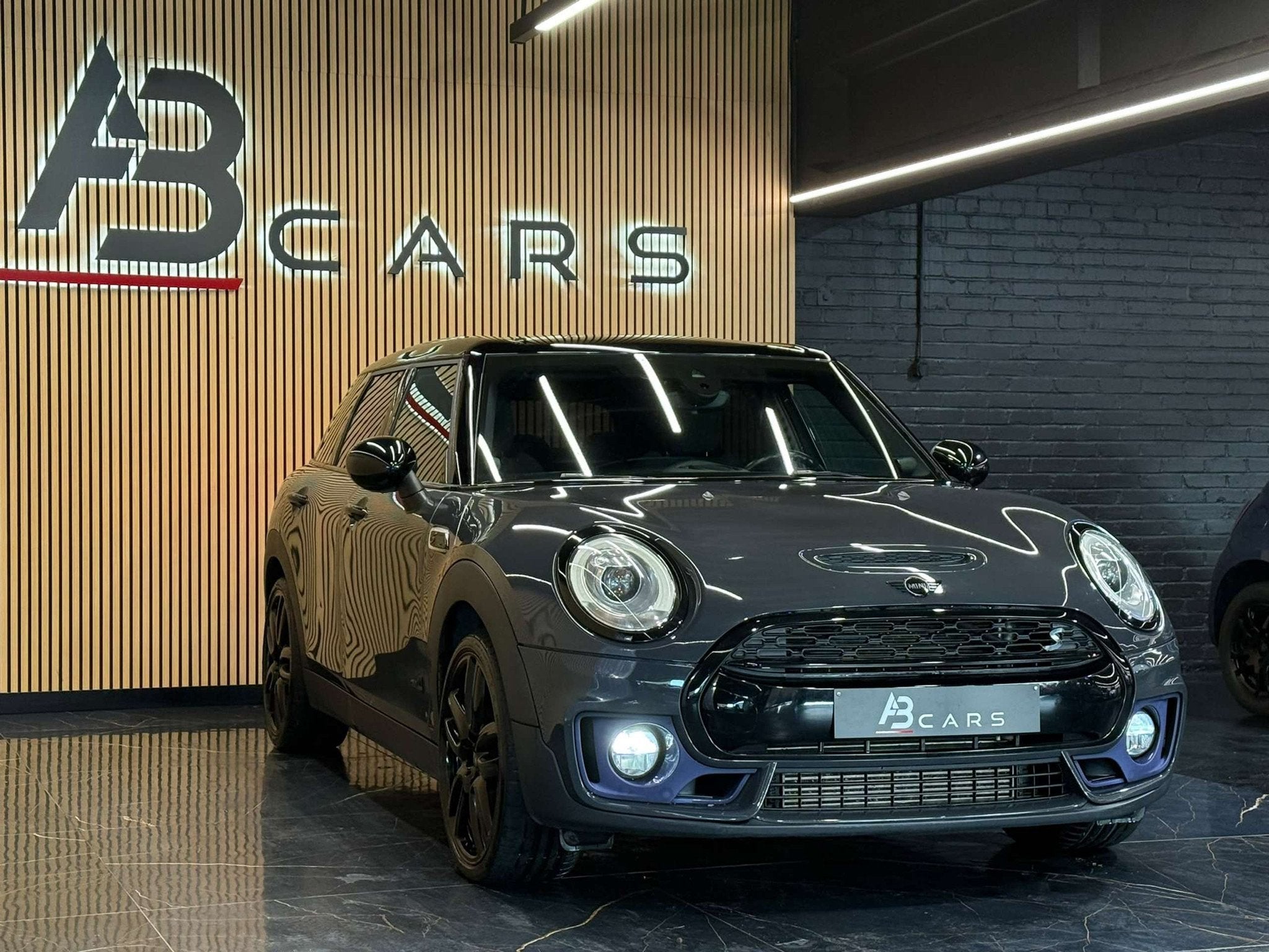 MINI Cooper SD Clubman 2.0 DA Cooper S ALL4 * GARANTIE 12 MO, Autos, Argent ou Gris, Achat, 6 portes, Noir