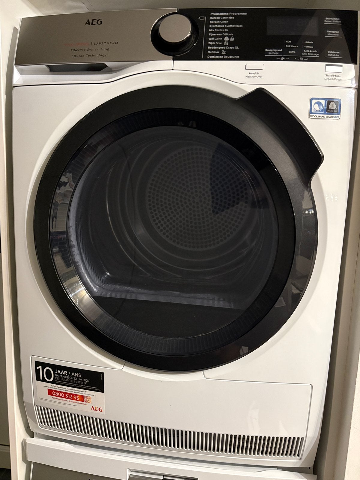 AEG 9000 Series warmtepompdroger – 8 kg, Elektronische apparatuur, Ophalen, Zo goed als nieuw