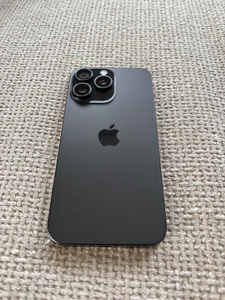 iPhone 15 Pro Max 256gb, Zwart, IPhone 15 Pro Max, Zo goed als nieuw, 90 %