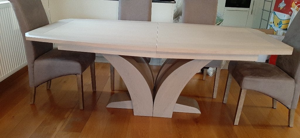 Magnifique table en chêne massive et 6 chaises., Maison & Meubles, Tables | Tables à manger, Comme neuf, Enlèvement, Chêne, Rectangulaire