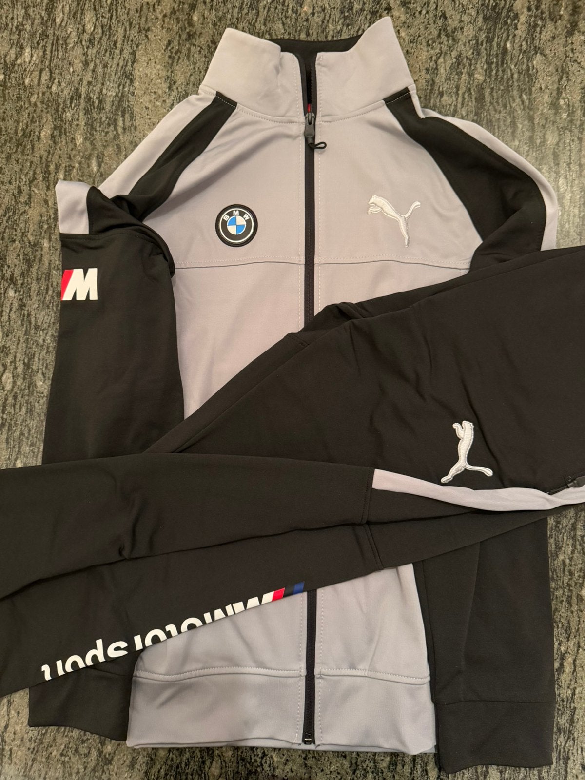 Nieuw Trainingspak XL, Nieuw Puma  BMW Motorsport !, Meerkleurig, Ophalen of Verzenden, Algemeen, Maat 56/58 (XL)