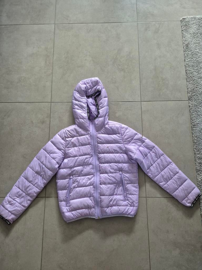 Tommy jeans tussenseizoensjas
Hele goede staat, Ophalen of Verzenden, Maat 34 (XS) of kleiner, Paars