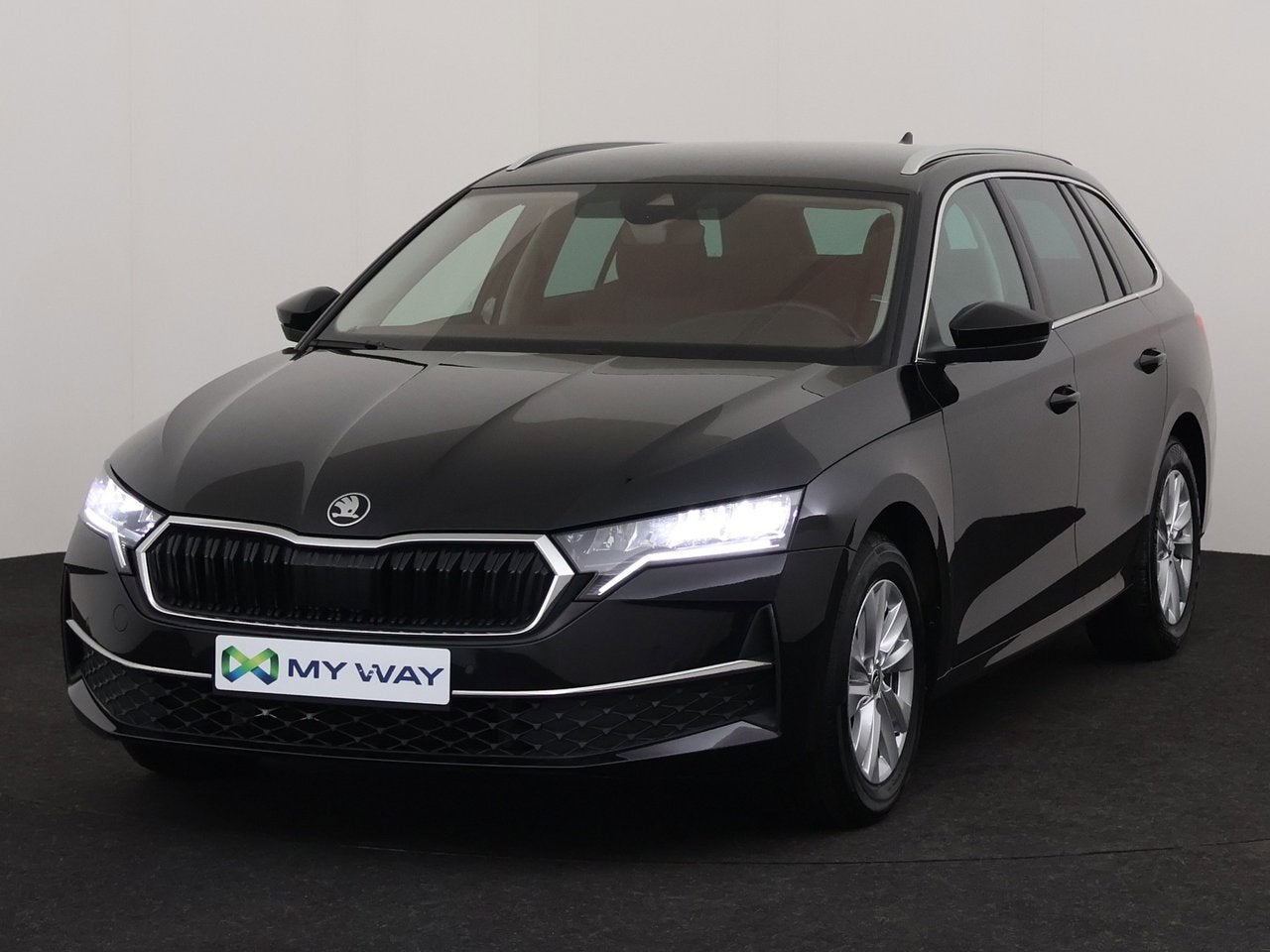 Skoda Octavia Combi Octavia Combi Corporate 1.5 TSI m-HEV 85, 116 g/km, Achat, Break, Ordinateur de bord