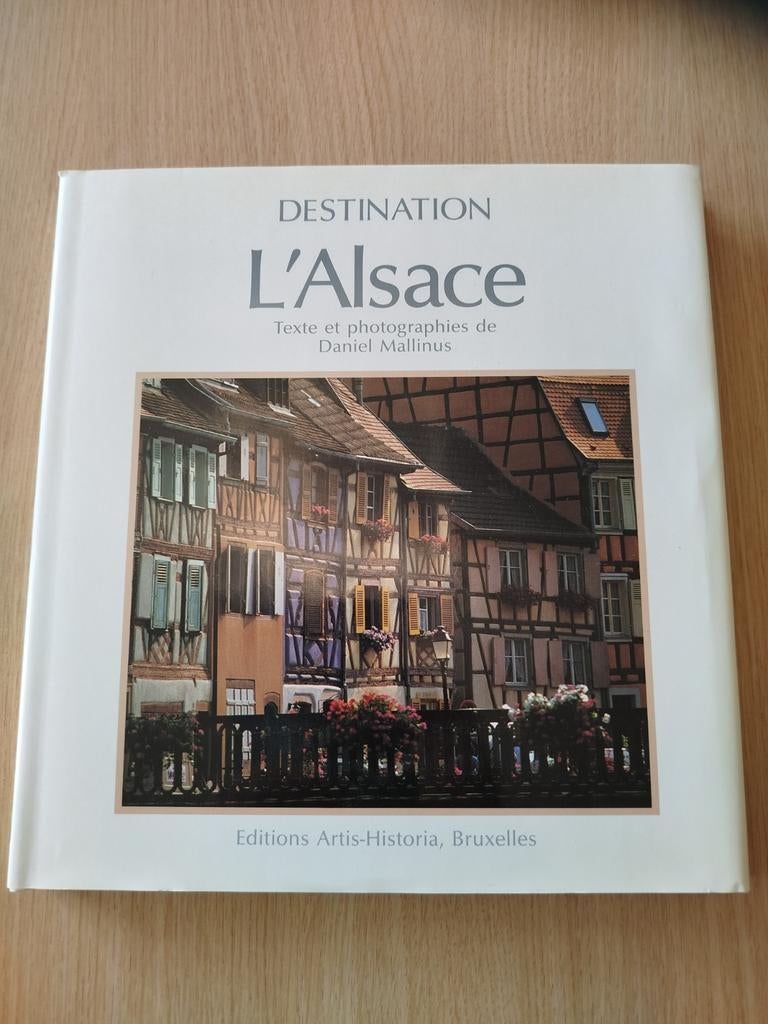 Livre artis historia d'occasion en bon état.