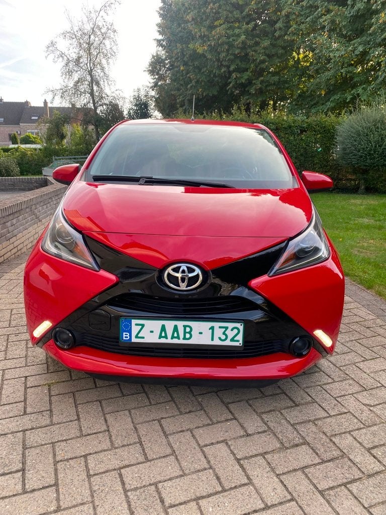 Toyota Aygo 1.0 VVT-i-x-play M/M, Auto's, Stof, Bedrijf, 3 cilinders, Aygo