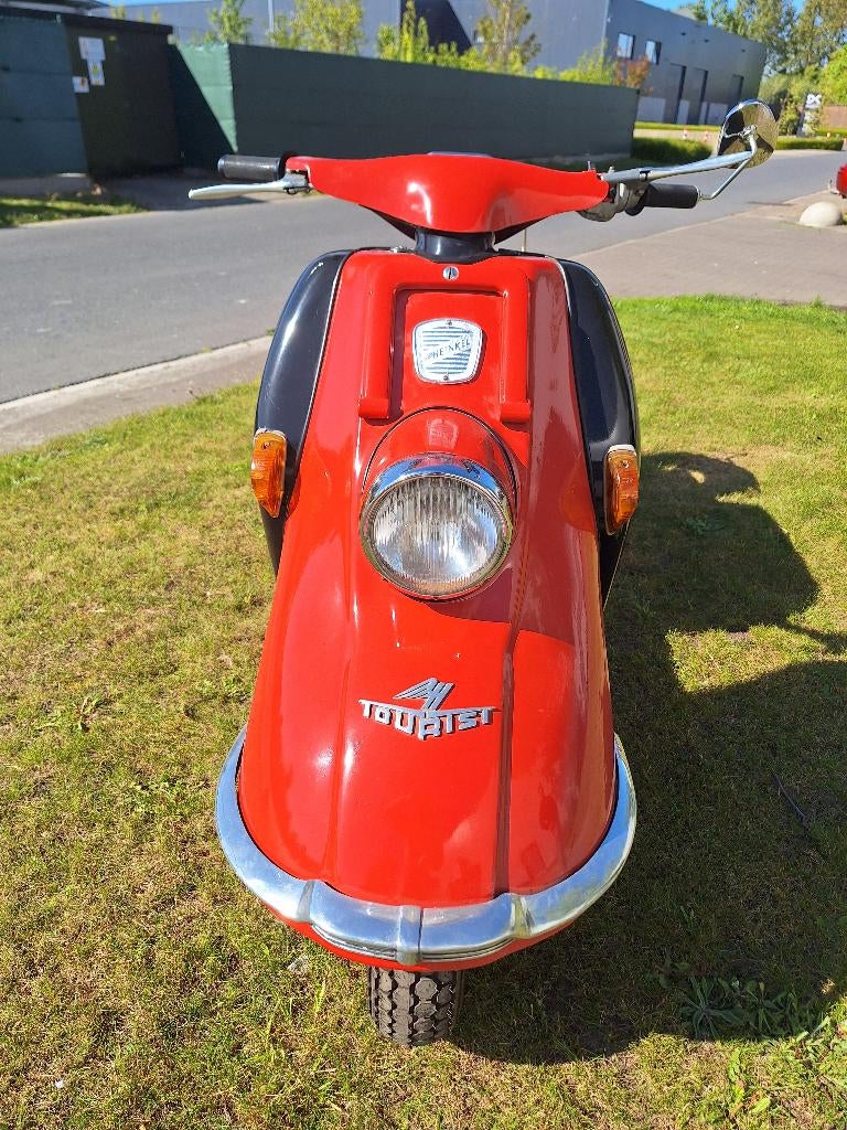 Heinkel Tourist | 1961 | 174cc, Scooter, Jusqu'à 11 kW, 1 cylindre, Manuelle