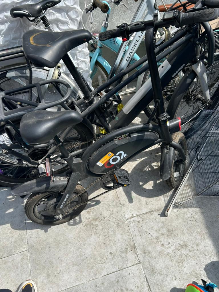 Vélo électrique mini, Vélos & Vélomoteurs, Enlèvement, Comme neuf