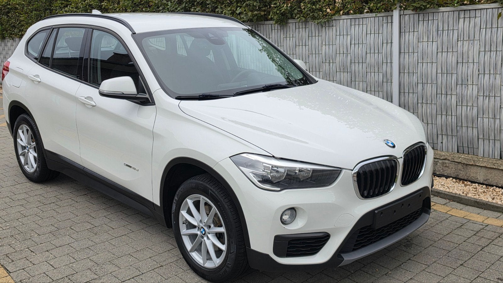 BMW X1 SDrive16d 03/2017, Stof, Wit, Particulier, Dealer onderhouden