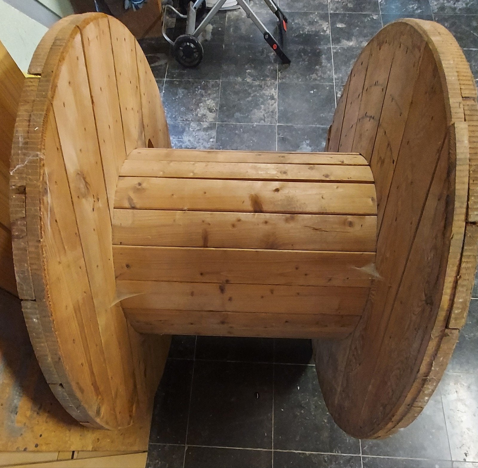 Touret en bois, Jardin & Terrasse, Enlèvement, Utilisé, Bois, 60 cm ou plus