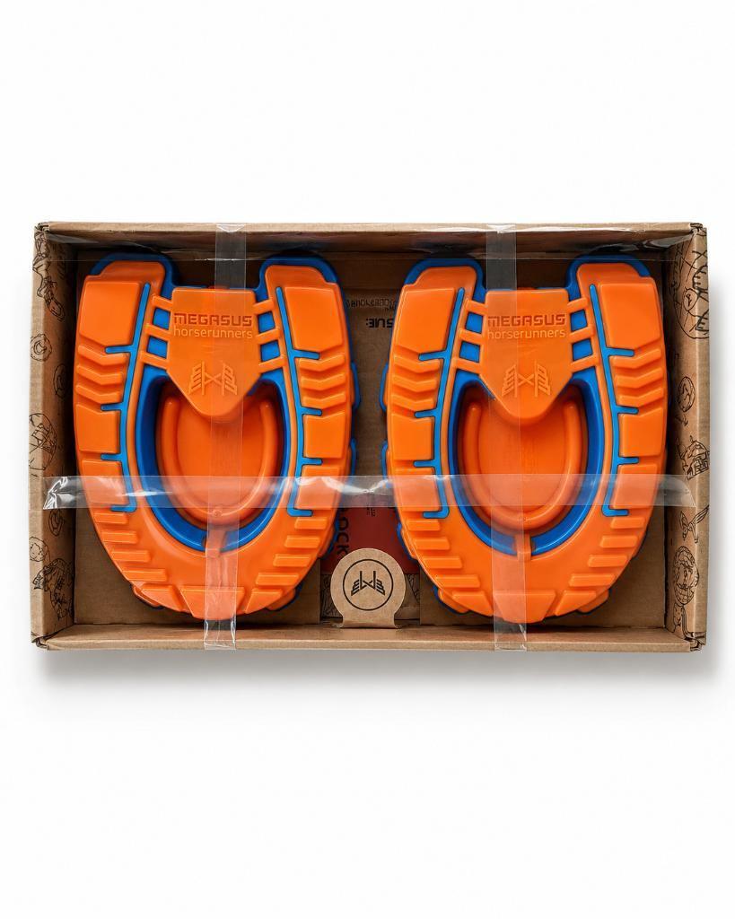 Megasus Horserunners Winter Edition Set van 2 150 mm, Dieren en Toebehoren, Paarden en Pony's | Overige Paardenspullen, Ophalen