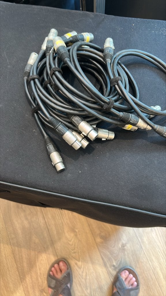 4-pins xlr kabel van 1m ( neutrik), Audio, Tv en Foto, Audiokabels en Televisiekabels, Ophalen, Gebruikt, Minder dan 2 meter, Overige kabels