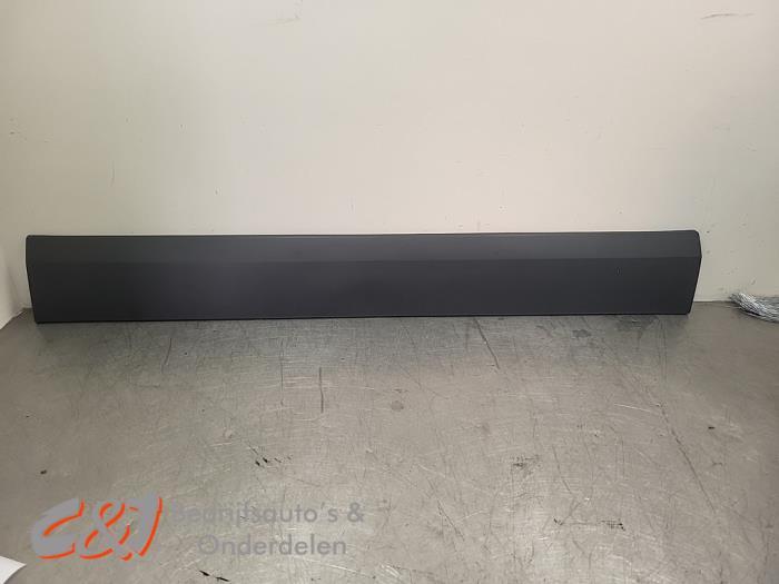 Bande décorative d'un Mercedes Sprinter, 3 mois de garantie, Utilisé, -, -