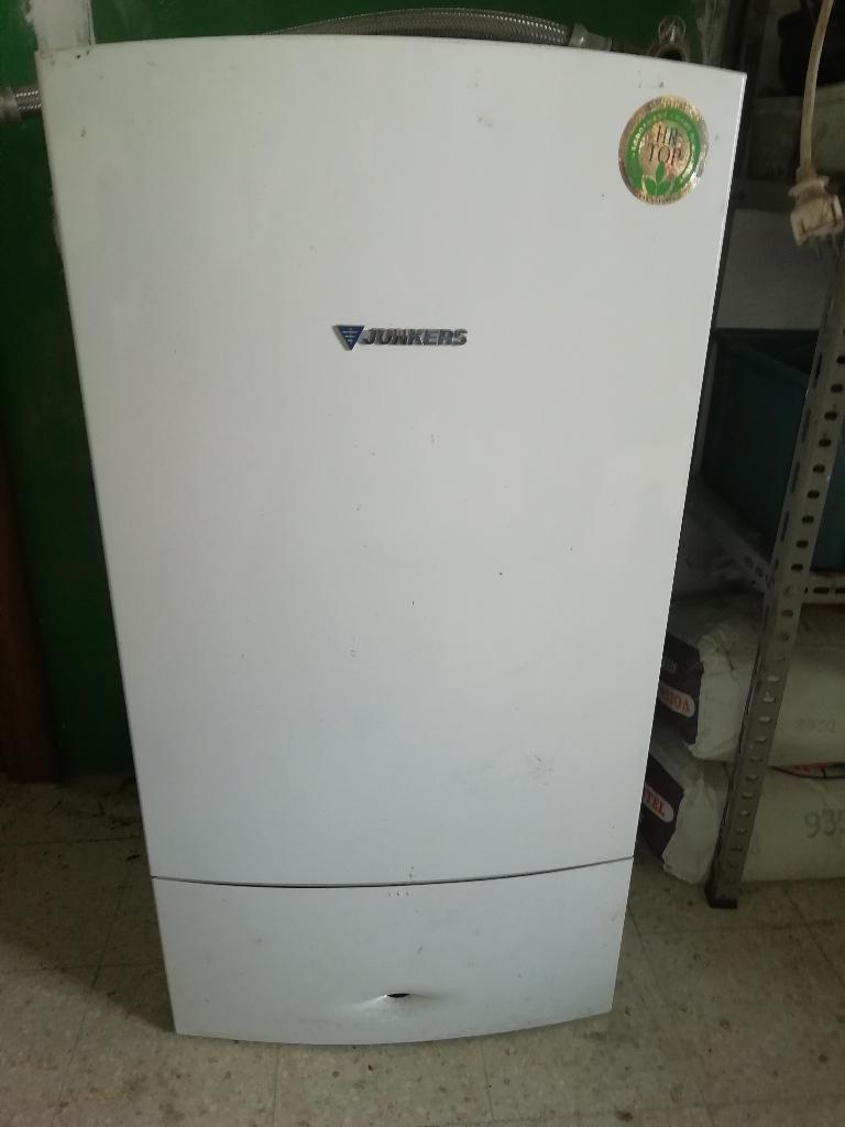 Chaudière Buderus Chauffage et accessoires, 20 à 100 litres, Gaz naturel, Boiler, Comme neuf