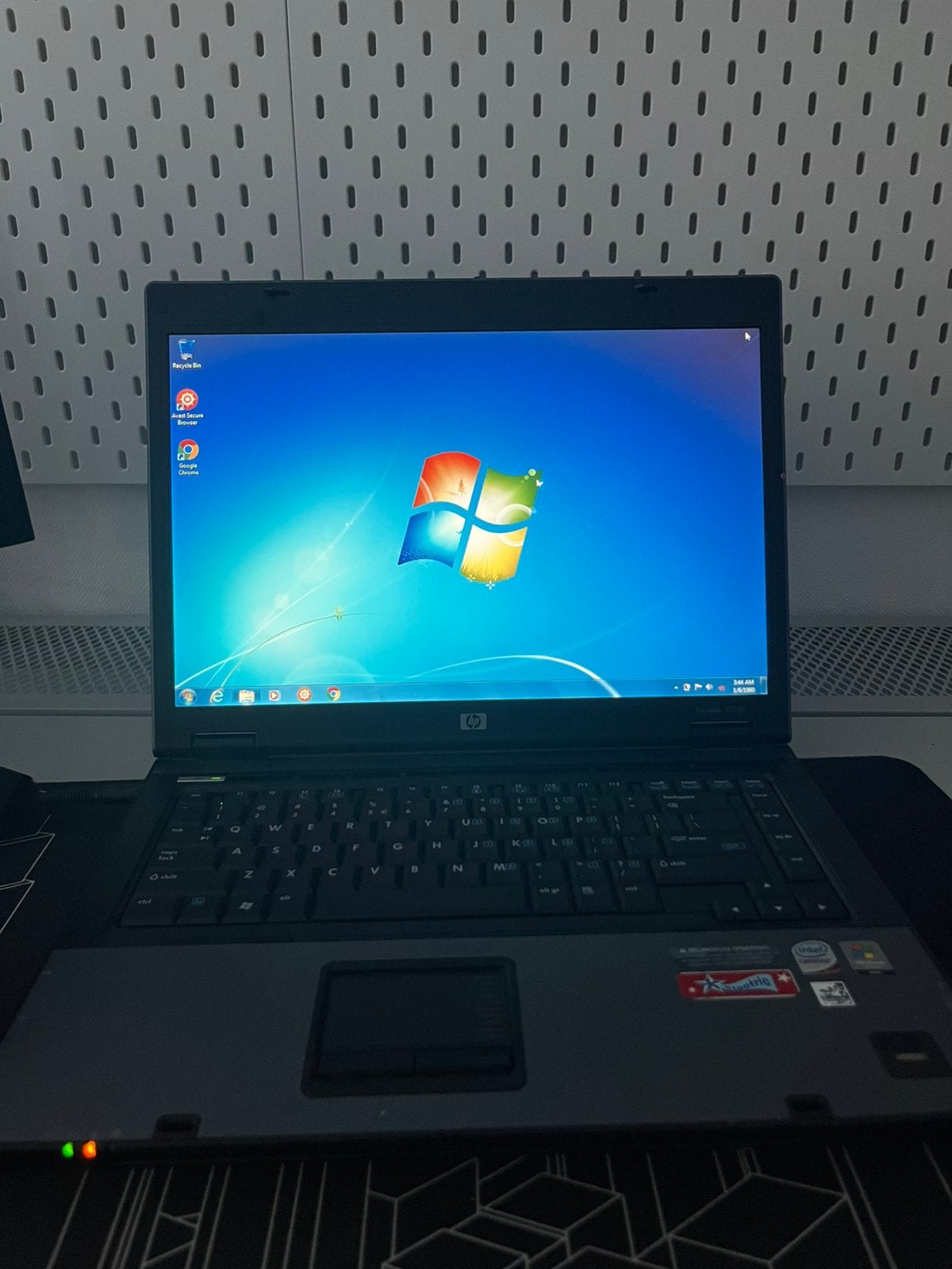 HP Compaq 6710b Laptop met oplader, Enlèvement ou Envoi, Utilisé, 4 GB