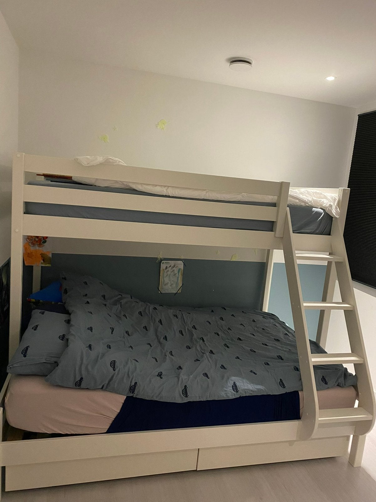 Nieuw stapelbed - Hout - Twijfelaar onderaan, Huis en Inrichting, Ophalen, 160 tot 180 cm, Tweepersoons, 140 cm