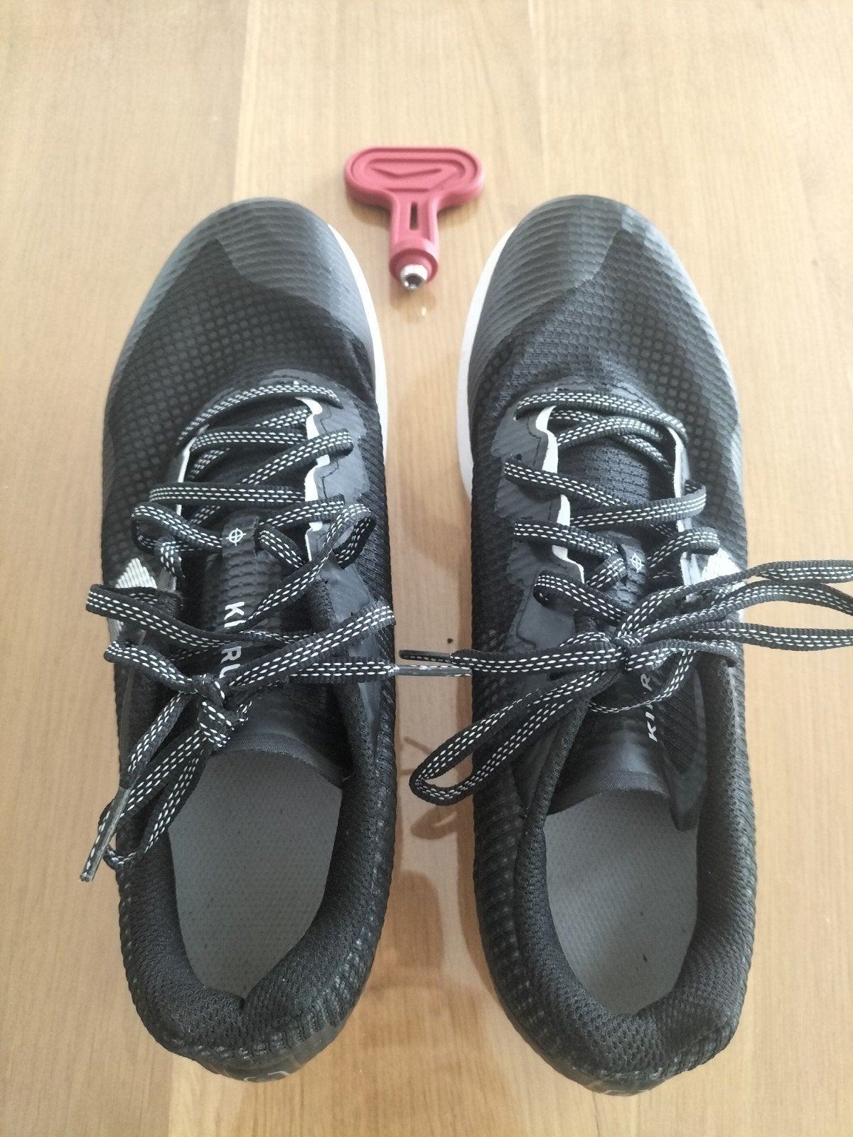 Spikes Atletiek maat 42, Ophalen of Verzenden, Nieuw, Spikes
