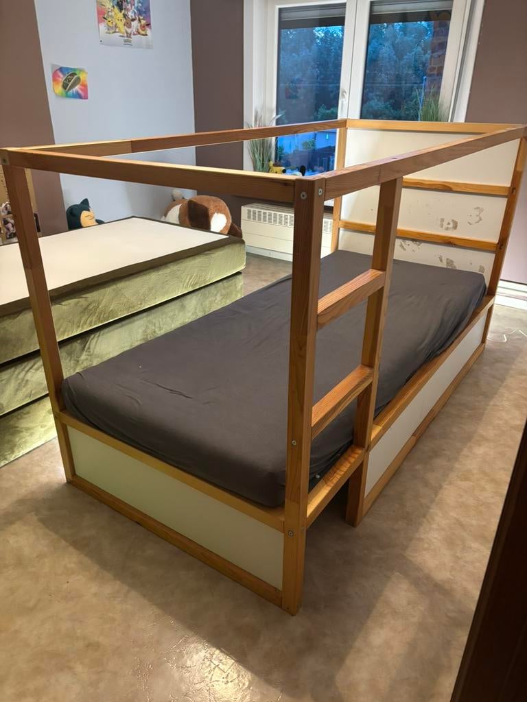 Bed hoogslaper 200cm bij 90cm + GRATIS matras, Ophalen, 90 cm, Eenpersoons, Bruin