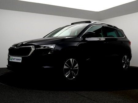 Skoda Karoq 1.5 TSI ACT Style DSG 150PK *PANORAMISCH DAK*ZET, Auto's, Automaat, 139 g/km, Zwart, Karoq
