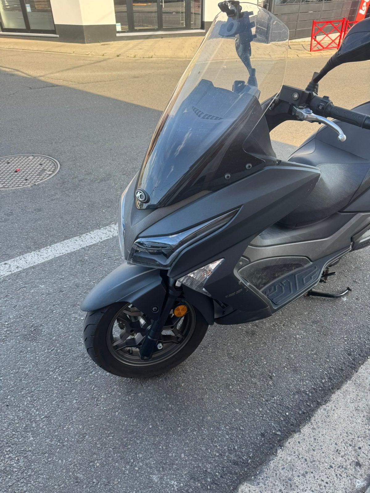 Kymco xtown 125cc, Fietsen en Brommers, Scooters | Kymco, Zo goed als nieuw, Ophalen