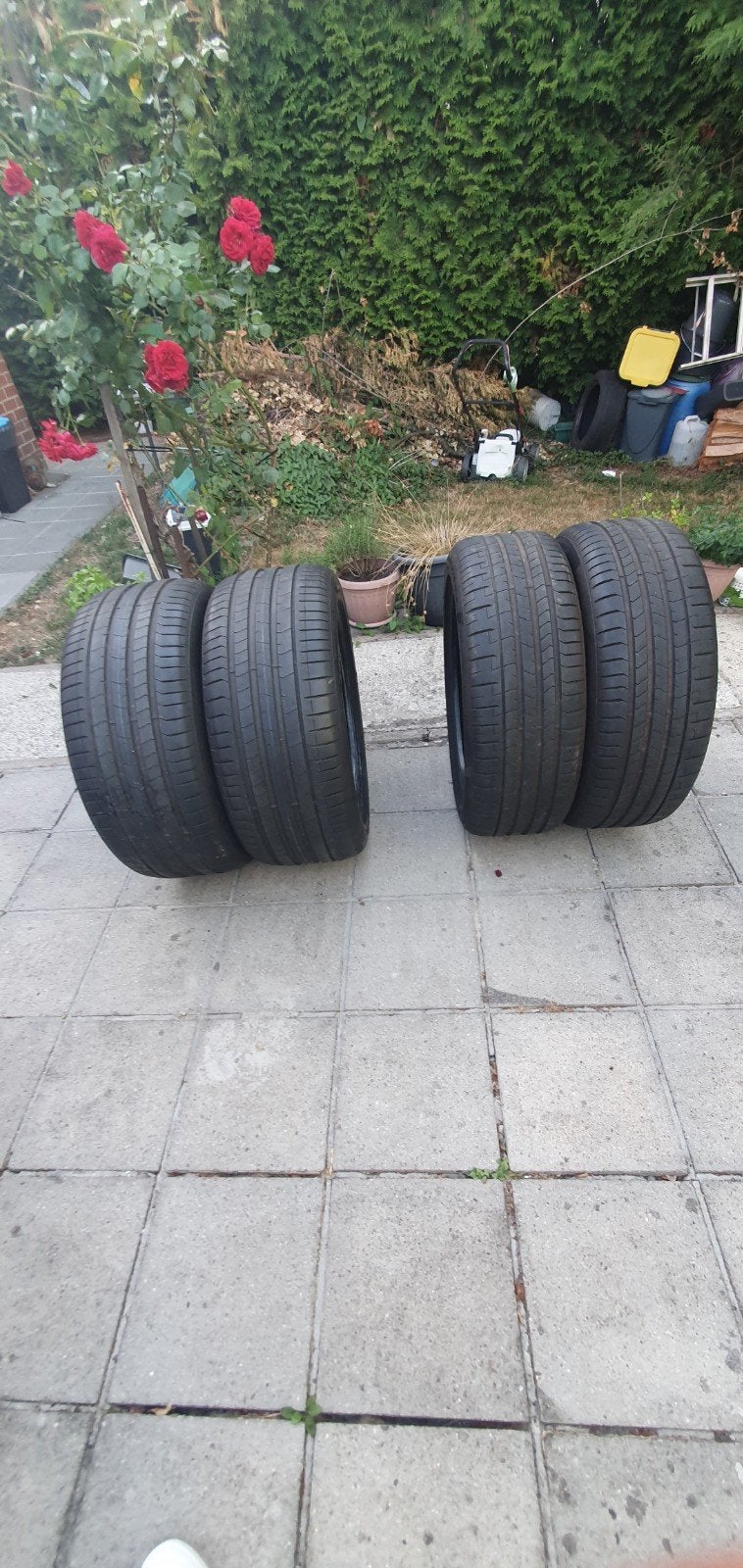 4 pneus Pirelli Pzero  runflat 20 pouces, Pneu(s)
