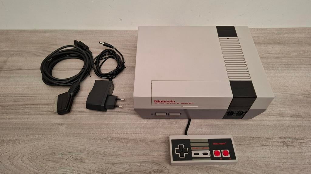 Nintendo Nes en très bonne état complet avec une manette, Consoles de jeu & Jeux vidéo, Consoles de jeu | Nintendo NES, Enlèvement ou Envoi