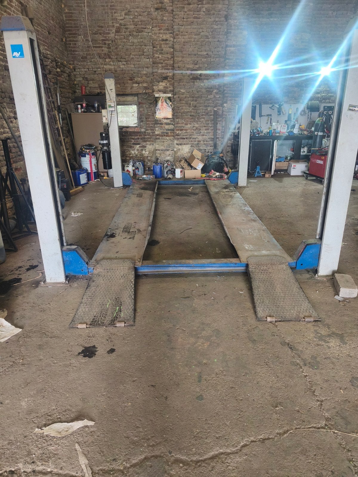 4 palen brug  3.5ton 380 volt, Ophalen