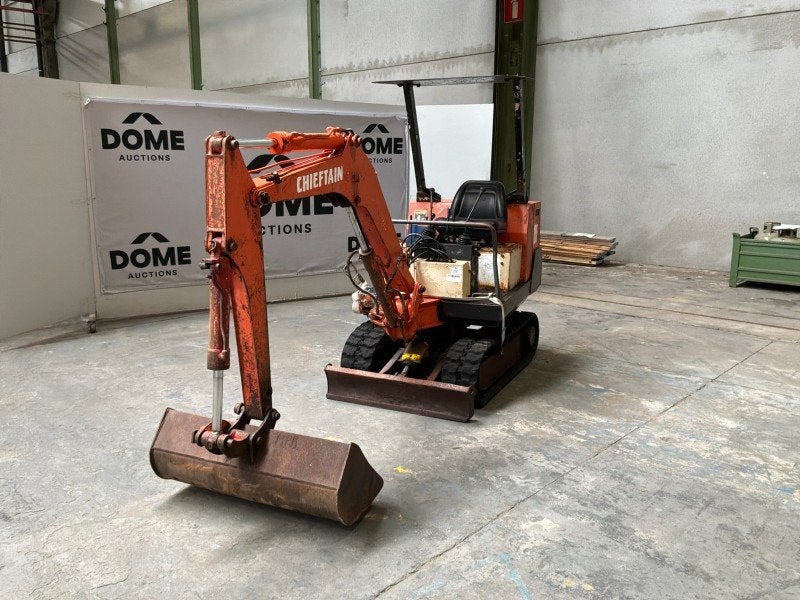 Mini-pelle Chieftain 10F : réparation / pièces détachées, Articles professionnels, Machines & Construction | Grues & Excavatrices
