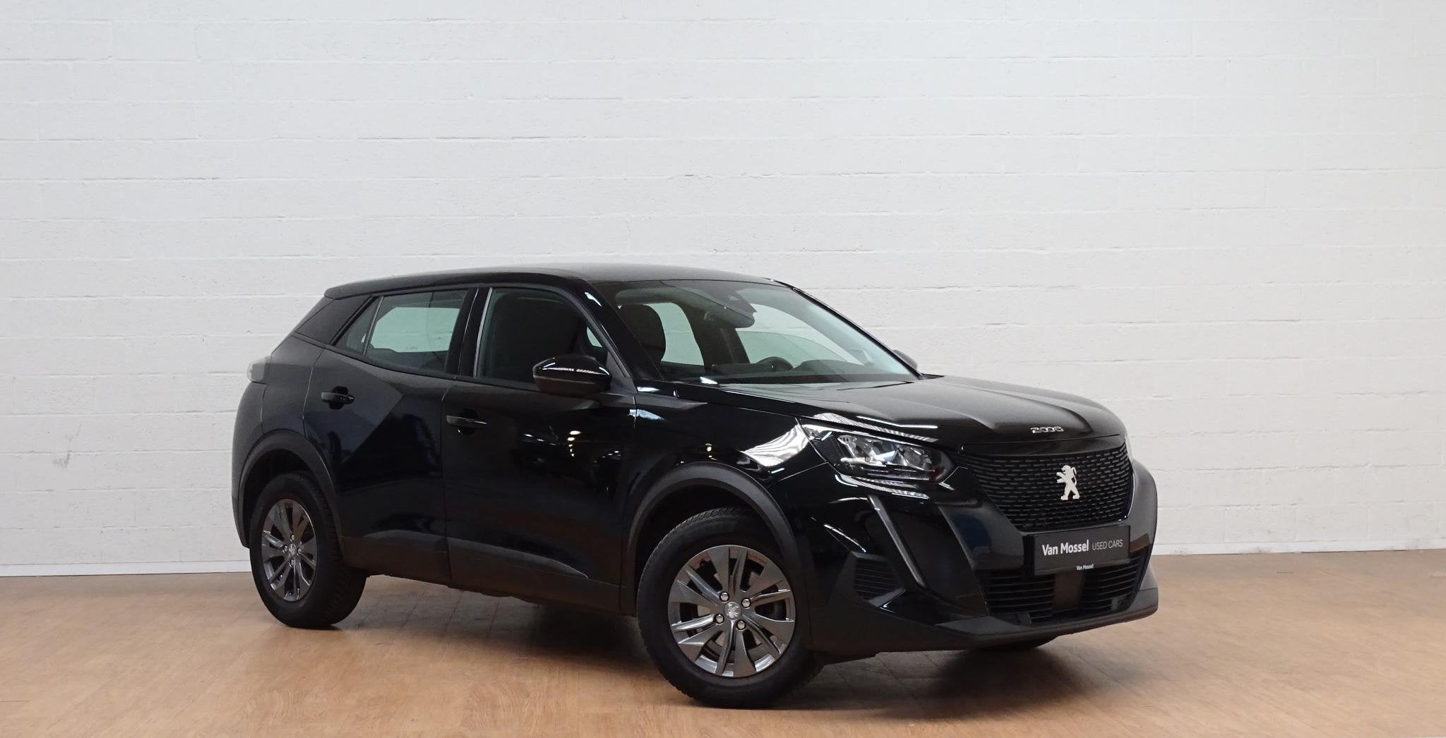 Peugeot 2008 1.2T Active +gps+camera+park pilot achteraan, Autos, Peugeot, 1263 kg, Achat, Entreprise, Boîte manuelle