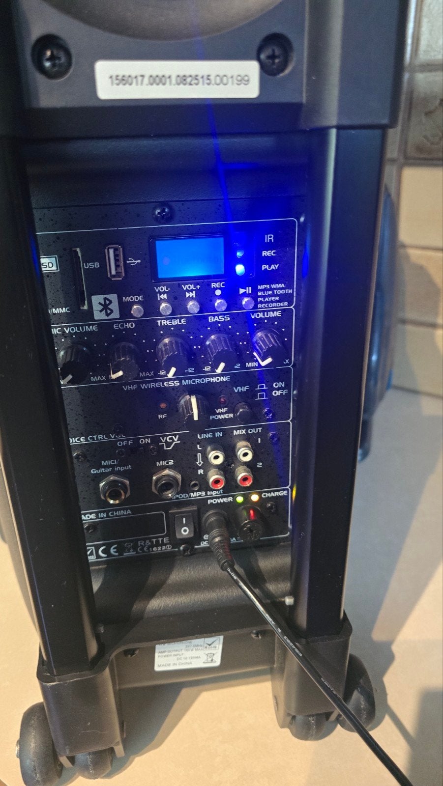 IIbiza Sound PORT8VHF-BT Mobiele PA-Speaker, Ophalen, Microfoon(s)