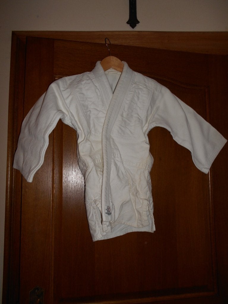 twee judopakken voor kinderen, Sport en Fitness, Vechtsporten en Zelfverdediging, Ophalen, Gebruikt, Maat XS of kleiner, Judo