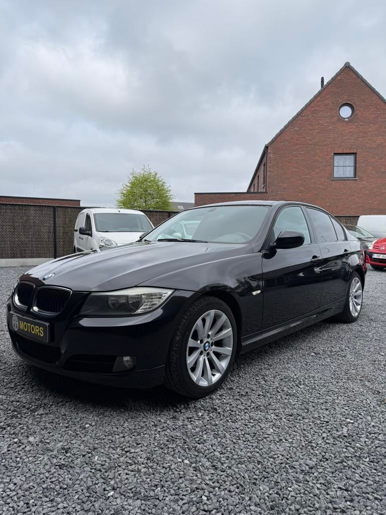 BMW 316i - Parfait état - 140 000 km, Autos, Euro 5, 750 kg, Entreprise, 5 portes