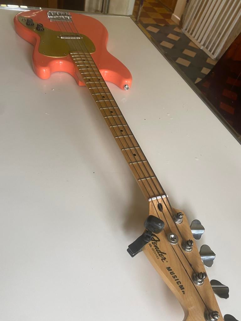 Fender music man ,shortscale omgebouwd 1pick up, Muziek en Instrumenten, Ophalen