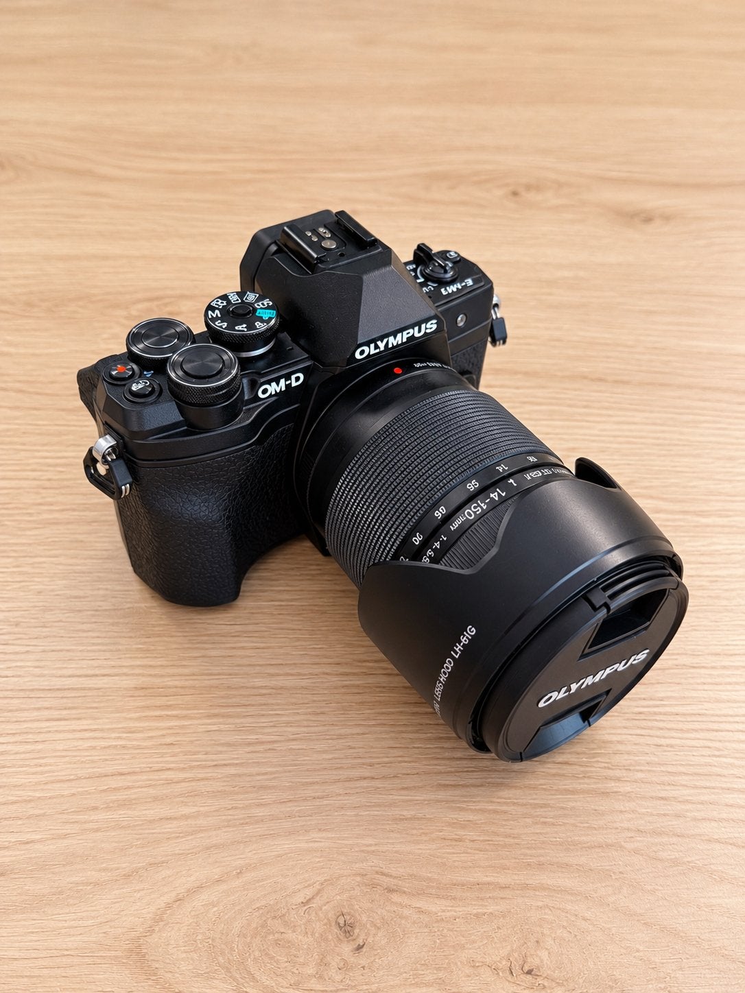 Olympus OM-D E-M10 Mark IV + Objectif 14-150 mm, Audio, Tv en Foto, Ophalen, Zo goed als nieuw