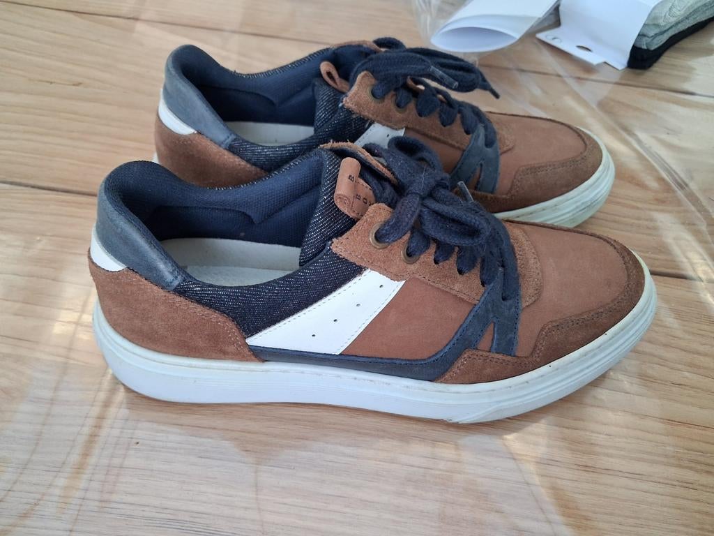 Sneakers bullboxer jongens heren 37 superstaat!, Kleding | Heren, Schoenen, Ophalen of Verzenden, Sneakers