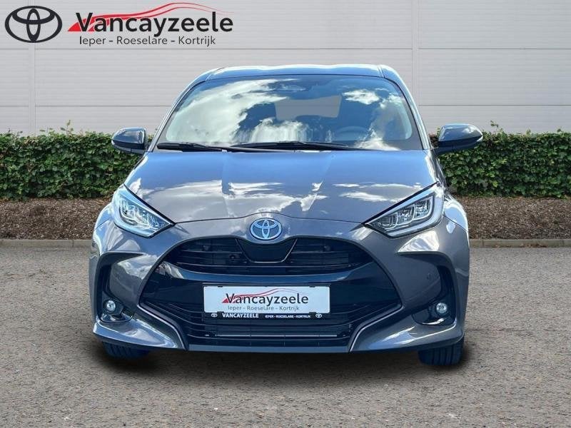 Toyota Yaris Iconic+Hi-techpack+cam+nav+sen, Autos, Toyota, Argent ou Gris, Achat, Euro 6, Noir