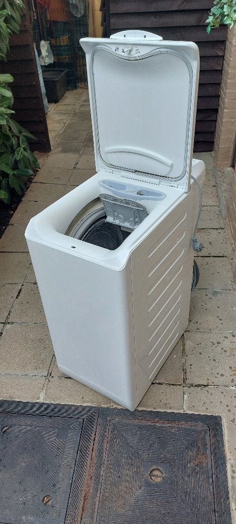 Zanussi Lindo 100 wasmachine, 1200 à 1600 tours, 85 à 90 cm, 4 à 6 kg, Comme neuf
