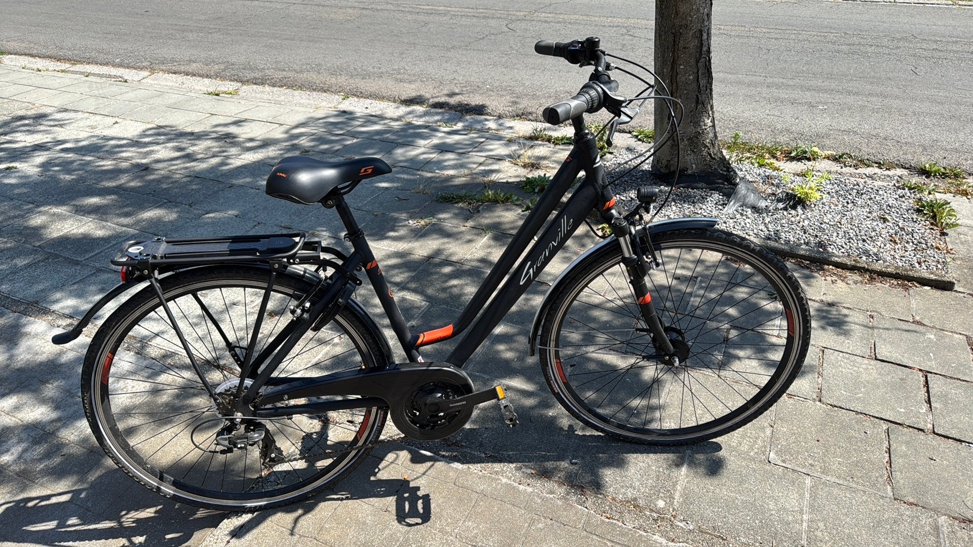 Vélo de ville femme, Vélos & Vélomoteurs, Vélos | Femmes | Vélos pour femme, Autres marques, Frein sur jante, Comme neuf, Enlèvement ou Envoi