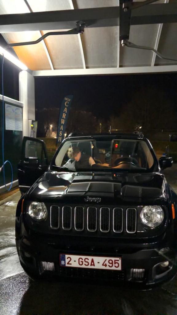Jeep Renagade Black ️, Auto's, Euro 6, Zwart, Handgeschakeld, 5 deurs