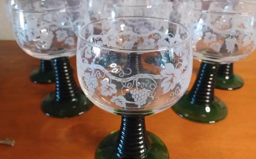 Vintage Roemer Wijnglazen met Groene Voet – 6 stuks, Antiek en Kunst, Ophalen of Verzenden